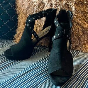 👠👠👠gorgeous sexy GBG black stillettos size 11 👠👠👠